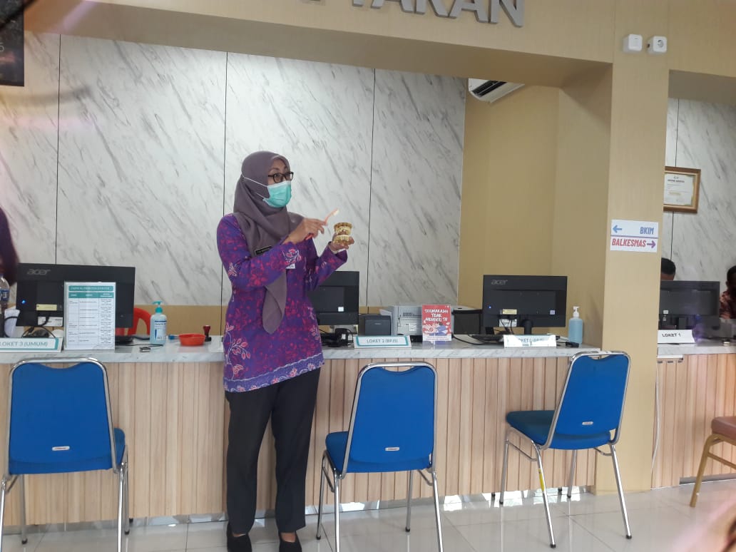 Penyuluhan Kesehatan Tentang Bagaimana Cara Menyikat Gigi dengan Baik dan Benar